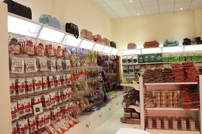 1479706498199826.jpg 样板店货架-6.JPG